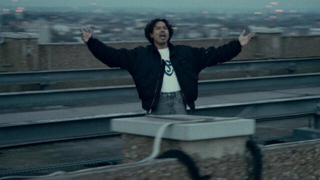 The Temper Trap - Giving Up Air (Official Video)
