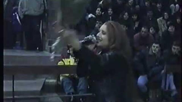 RUMYANA - DVE OCHI RAZPLAKANI / РУМЯНА -  ДВЕ ОЧИ РАЗПЛАКАНИ  / LIVE