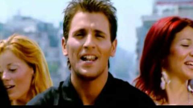 Νίκος Βέρτης - Σαν Τρελός Σε Αγαπάω - Οfficial Video Clip