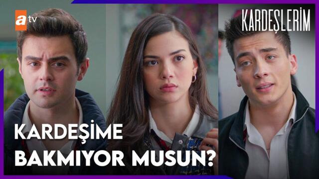 Ömer ve Sarp, Yasmin'i paylaşamıyor - Kardeşlerim 129. Bölüm