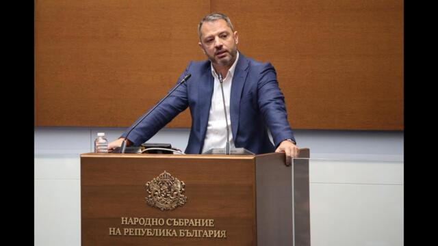 България спира износа на дизел и авиационно гориво