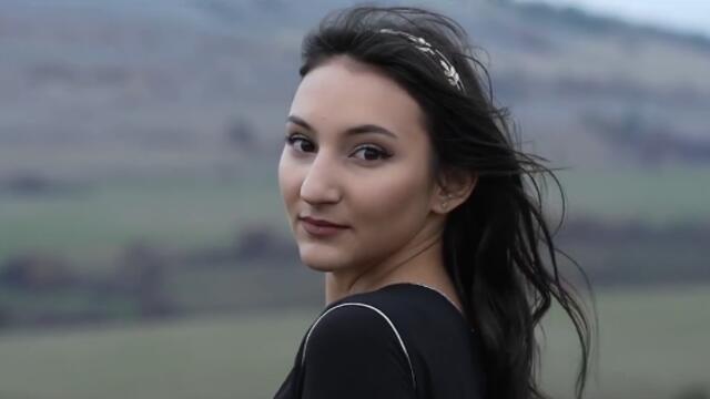 Мария Стефанова - Зора се сипе 4K