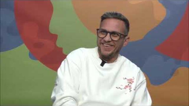 Да се снимаш с Брат Пит, но сърцето ти да остане в родното село Полето