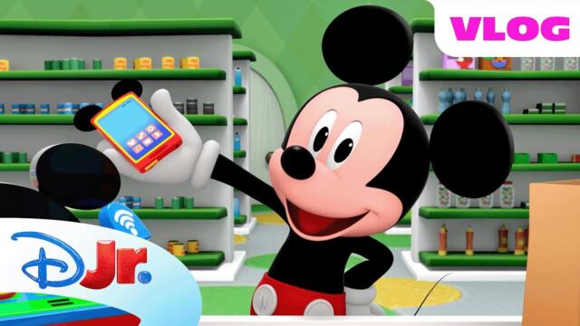 Help Mickey Mouse Shop at the Grocery Store! 🛒🐭 | Me & Mickey | @disneyjr