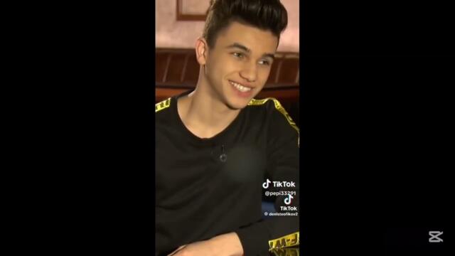 МОИТЕ МИСЛИ ЗА ДЕНИС ТЕОФИКОВ!