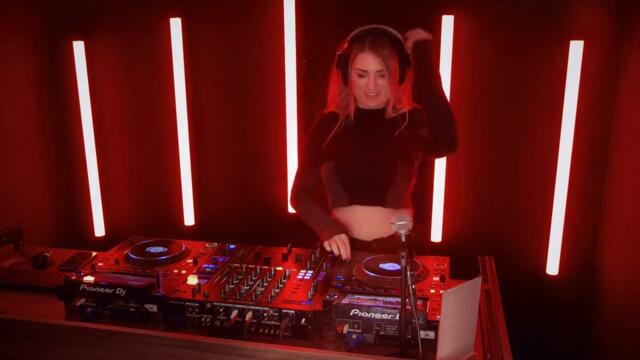 IamKat - Studio Set - 30.10.25 (Afro house / Melodic Tech)