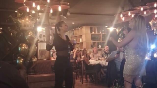 Sofi Marinova & Roksana-Avereste gelan Live