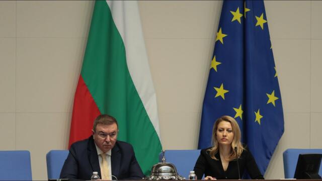 Желязков свиква извънредно Съвета за сигурност заради особения управител в "Лукойл"