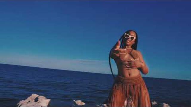 Nilla Allin - Bill It To The Room [Official Music Video]