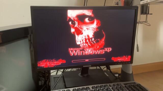 Running Windows XP Horror Edition on actual hardware (진짜 컴퓨터에서 윈도우 XP 호러 에디션 실행해보기)