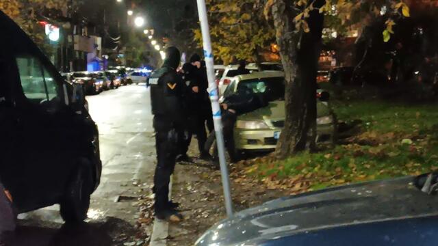 Екшън в софийския квартал „Надежда“: Полицията спипа двама автокрадци секунди след удара!