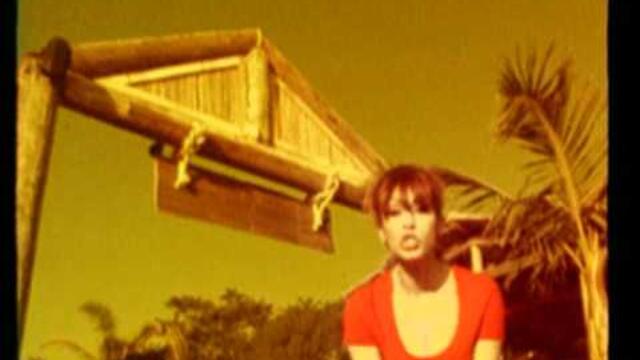 ΡΟΥΛΑ ΣΤΑΥΡΟΥ - Να Τα Λες (Official Videoclip)