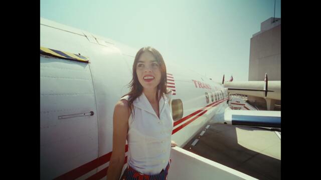 Hazel English - Gimme [Official Video]