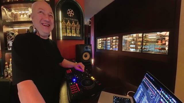 Lounge, Deep, Soulful, House, Grooves DJ Set Mix by Ata Emre 2025.11.14 Part 1 Suadiye Istanbul📍