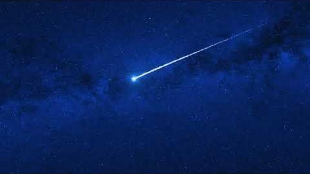 Dancing in the Moonlight (Animated BG)