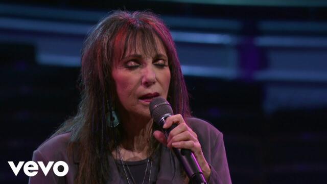 The Isaacs - I Find It All in You (Live) (Official Music Video)