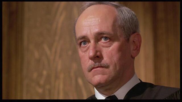 Suspect: Ending Scene (1987)