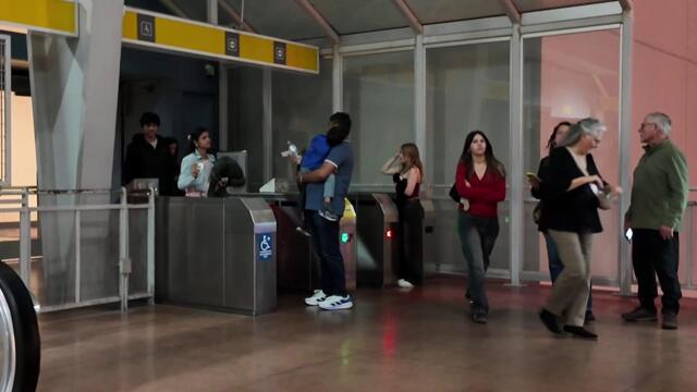 Las Vegas LIVE: Thanksgiving Walk - Venetian Bellagio Paris Monorail