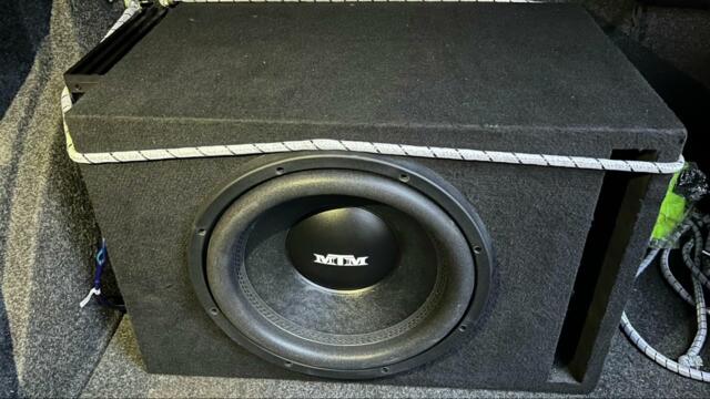 33 and up MARIA & AZIS - CHUY ME