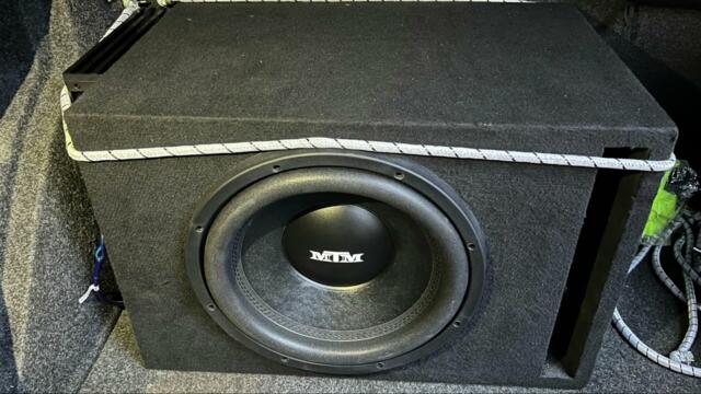 23 and up MARIA & AZIS - CHUY ME