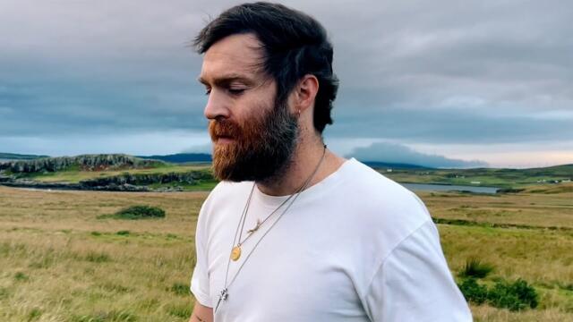 Chet Faker - Can You Swim? (Official Music Video)