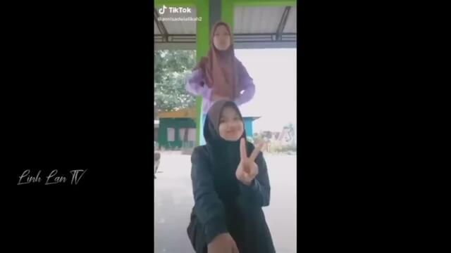 Смешни хора и животни  Компилация на забавни клипчета  Смях  Смешки