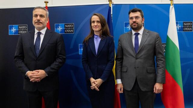 Външните министри на България и Турция на очна ставка пред Хакан Фидан