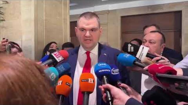 Първо изявление на Пеевски след оставката на правителството