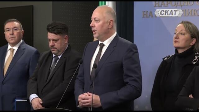 Правителството подаде оставка