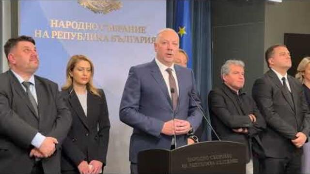 Кабинетът "Желязков" падна! Правителството хвърли оставка