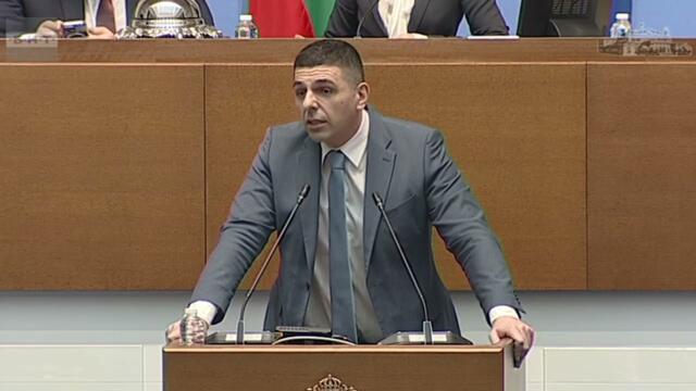 Докато ви е страх от Пеевски България и вие ще сте негови заложници. Това обаче ние ще го променим!