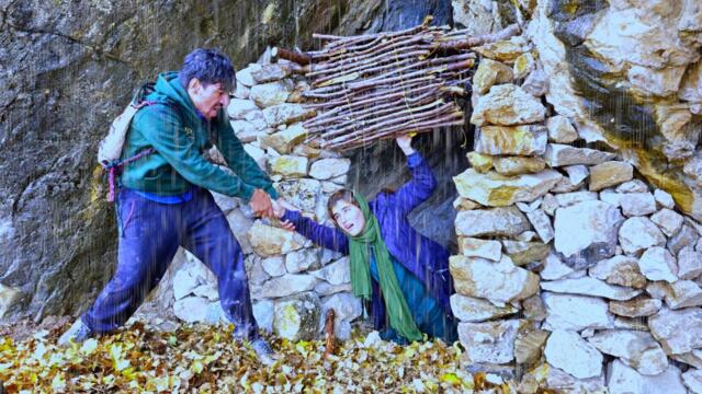 A terrible storm trapped Mohammad's new wife in the mountains.❄️❄️🌪🌪🌩🌨❄️❄️