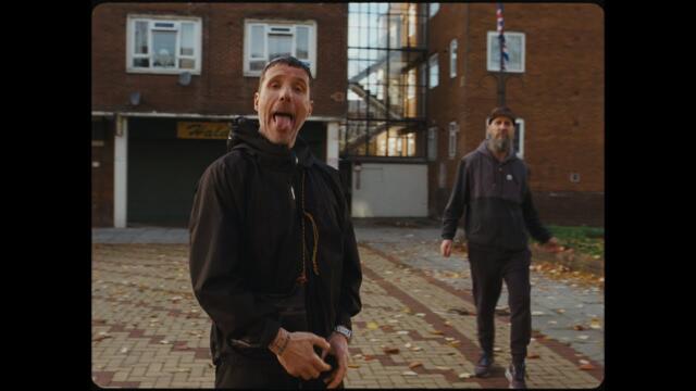Sleaford Mods Ft. Sue Tompkins - No Touch (Official Video)