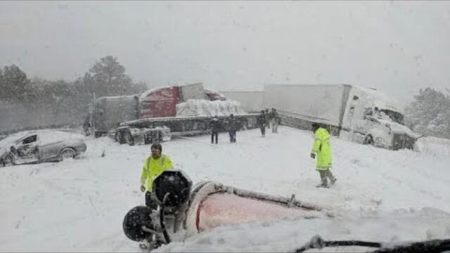 Chaos in Canada Today! Extreme Snow Storm Causing Many Accident in Coquihalla BC
