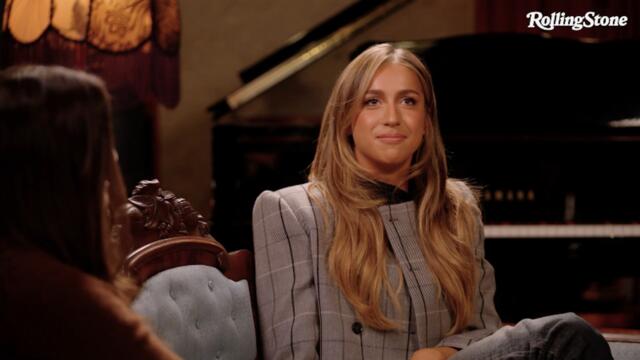 Tate McRae on Her Onstage Microphone Snafu + Lip-Syncing Allegations