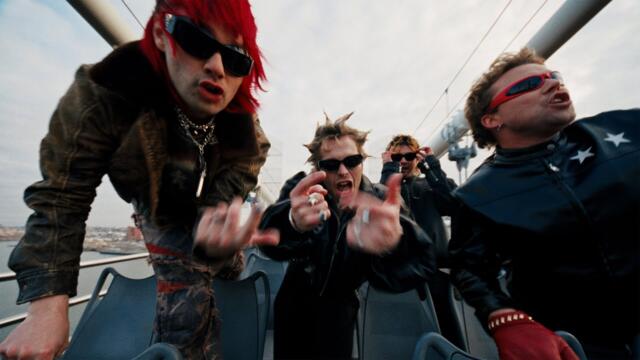 5 Seconds of Summer - EVERYONE'S A STAR! (Official Video)