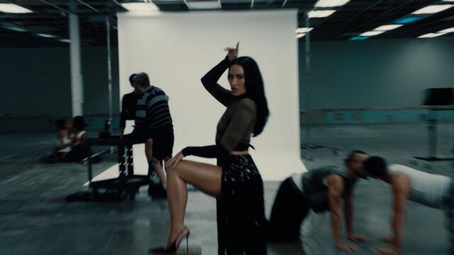 Demi Lovato - Kiss (Tropkillaz Remix)