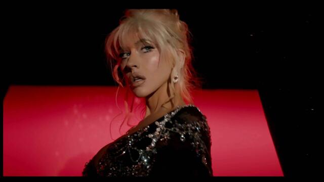 Christina Aguilera - Express (Santa Baby) (Live from the Crazy Horse) - Official Video