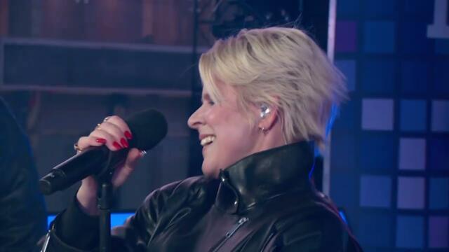Robyn - Live Times Square New Years 2026 (12/31/2025) - 3 Songs - 1080p HD