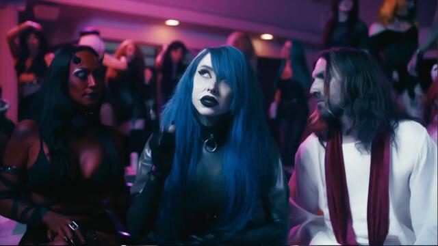 Stitched Up Heart - GLITCH B*TCH ft. Conquer Divide (Official Music Video)