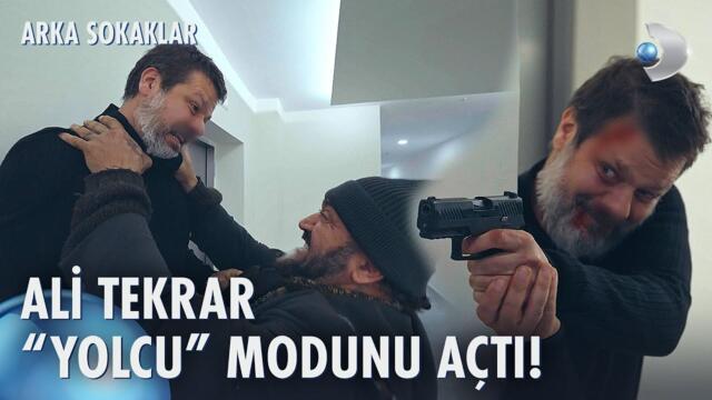 Yolcu'nun görevi: Bul ve öldür! | Arka Sokaklar 734. Bölüm