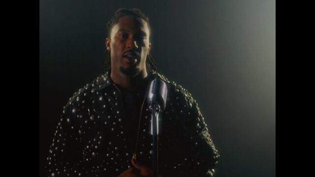 Hunxho - Look In The Mirror [Official Video]