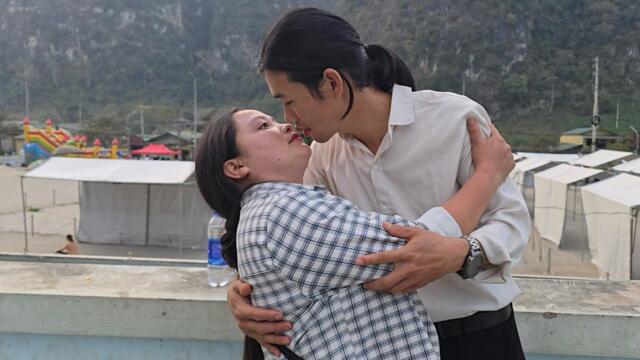 sweetest moment for the fisherman and Tu Tuc was when they decided to live together, no matter what.
