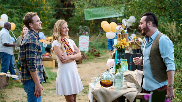 С ухание на любов (синхронен екип, дублаж по Нова телевизия на 10.07.2022 г.) (запис)