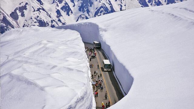 ❄️🇷🇺 Russia NOW! Kamchatka Tragedy! 10-Story Buildings Vanish Beneath Deep Snow in Kamchatka