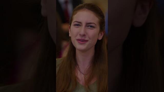 Мерал пее песен 🎶🎤- Kırgın Çiçekler #shorts