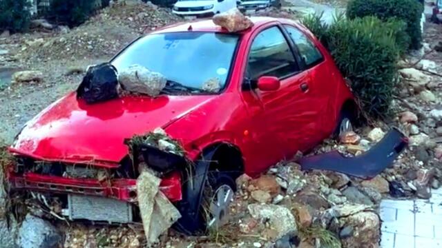Mudflows hit the Greek capital, sweeping away everything in their path