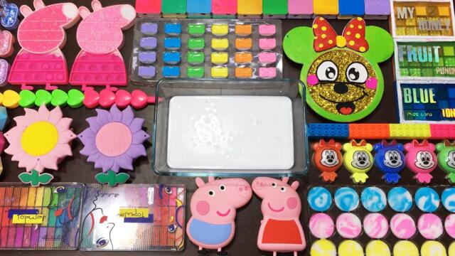 PEPPA PIG VS MICKEY MOUSE ! Mixing MAKEUP, CLAY & Glitter into GLOSSY Slime !!!