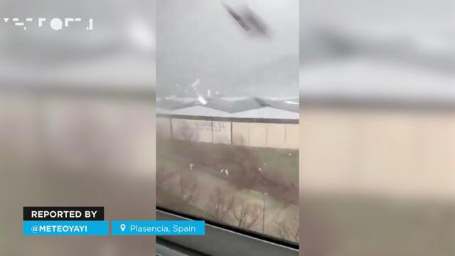 A tornado causes devastation in Plasencia, Spain