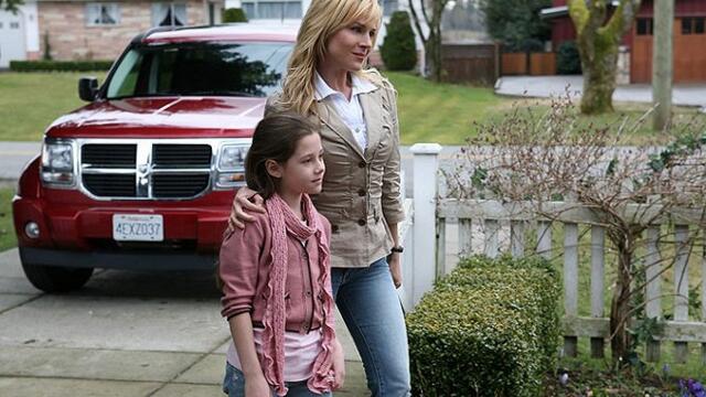 Изпитанието на заложницата (синхронен екип, дублаж на студио Медиа Линк) (запис)